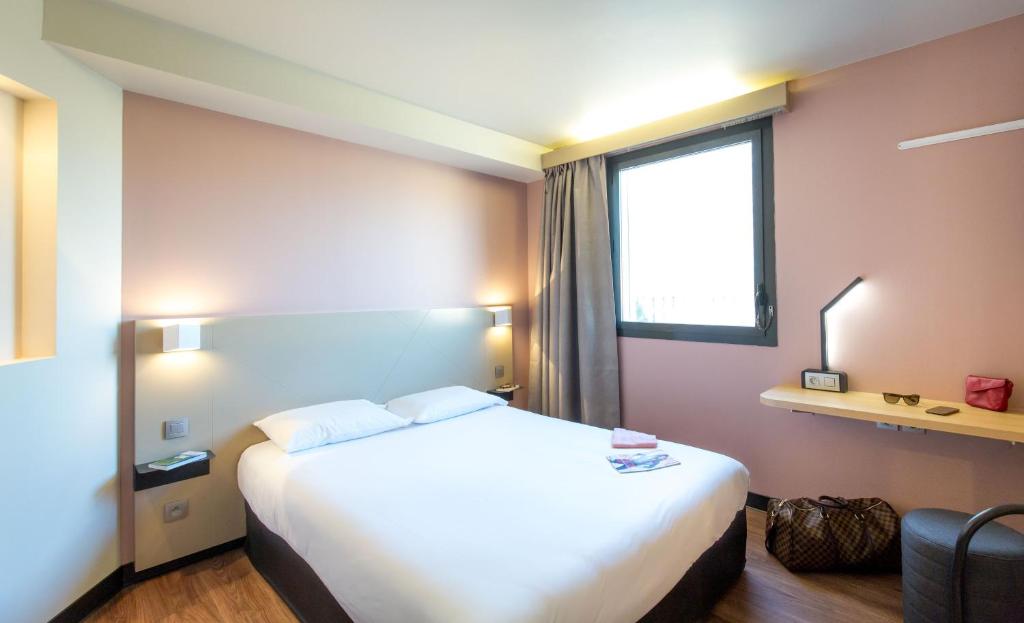 B&B HOTEL Marseille Centre La Timone - Resim 9