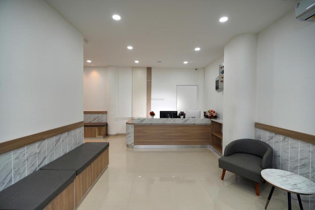 Posezení v ubytování Ngampilan Residence Yogyakarta Mitra RedDoorz