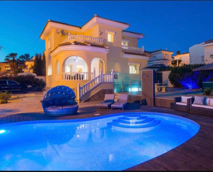 Luxury Private Villa Casa JoJo own Pool & Hot tub