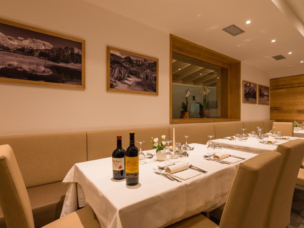 Nápoje v ubytovaní Albergo Dimaro Wellness Hotel