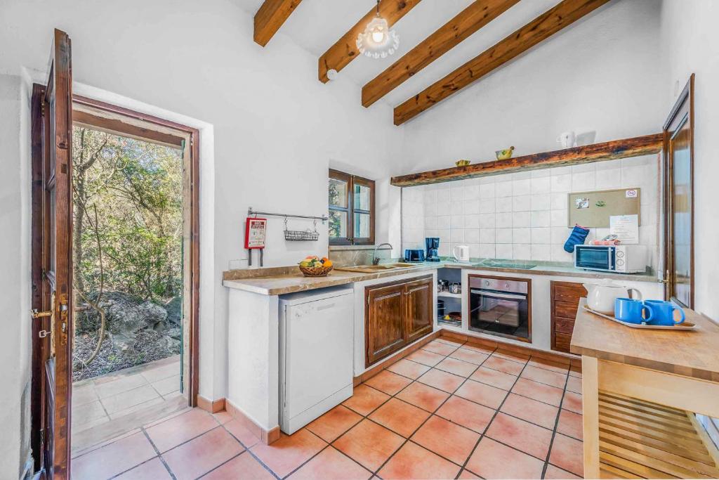 Kuchyň nebo kuchyňský kout v ubytování Cala San Vicente - 36717 Mallorca