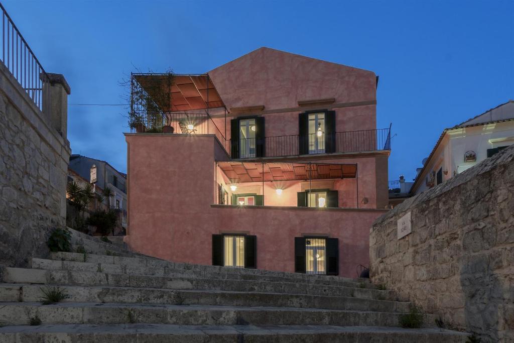 Budova, v ktorej sa apartmán nachádza