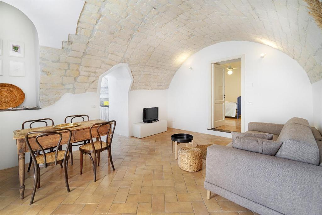 Posedenie v ubytovaní Casa Rosa