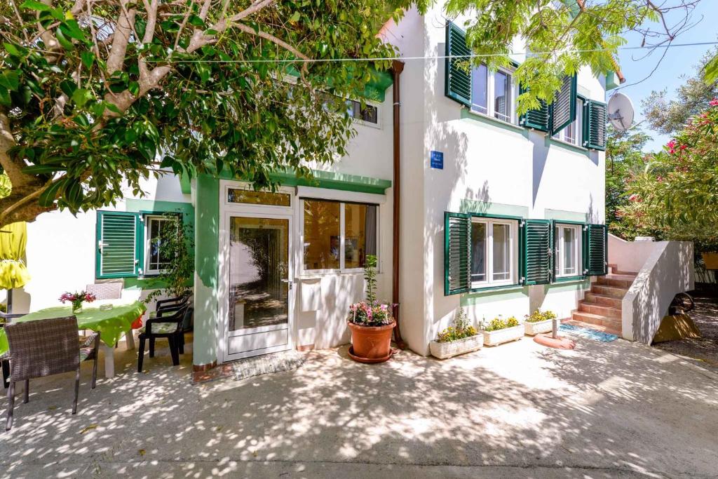 Budynek, w którym mieści się apartament