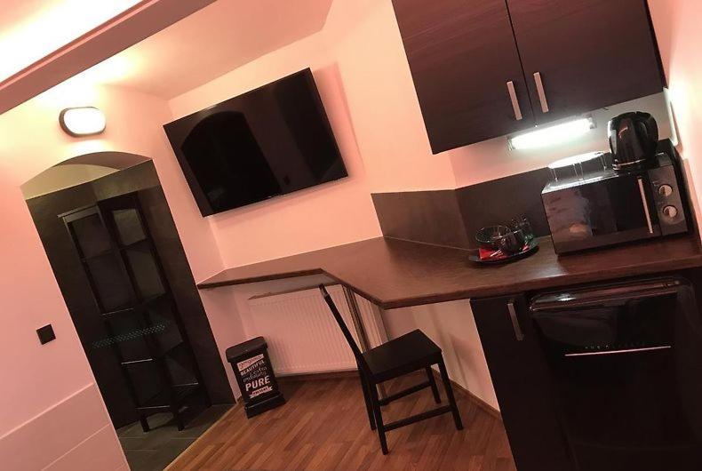 Kuchyň nebo kuchyňský kout v ubytování Motel Graz Ost