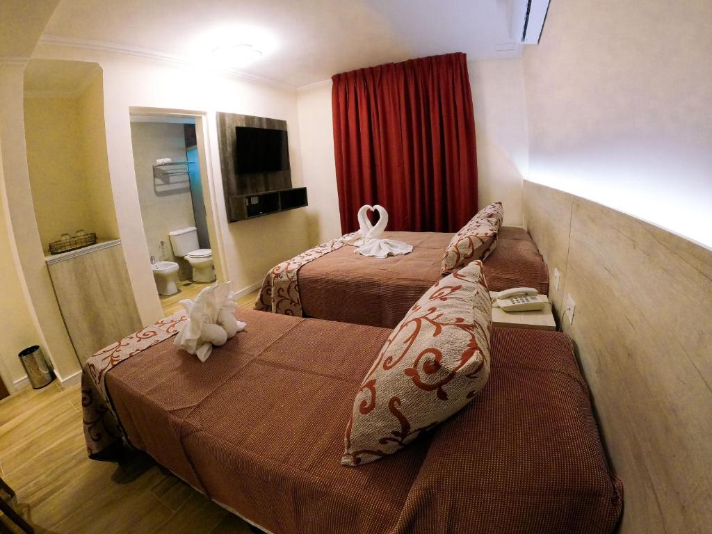 Hotel Majestic - Housity
