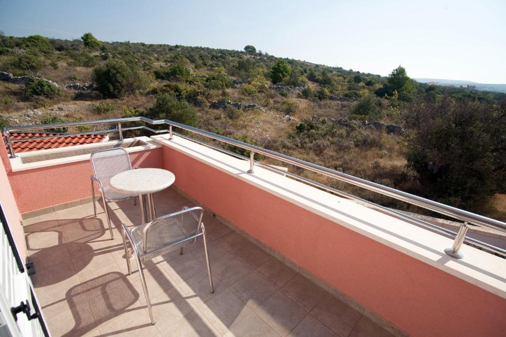 Balkón nebo terasa v ubytování Apartments Marinić