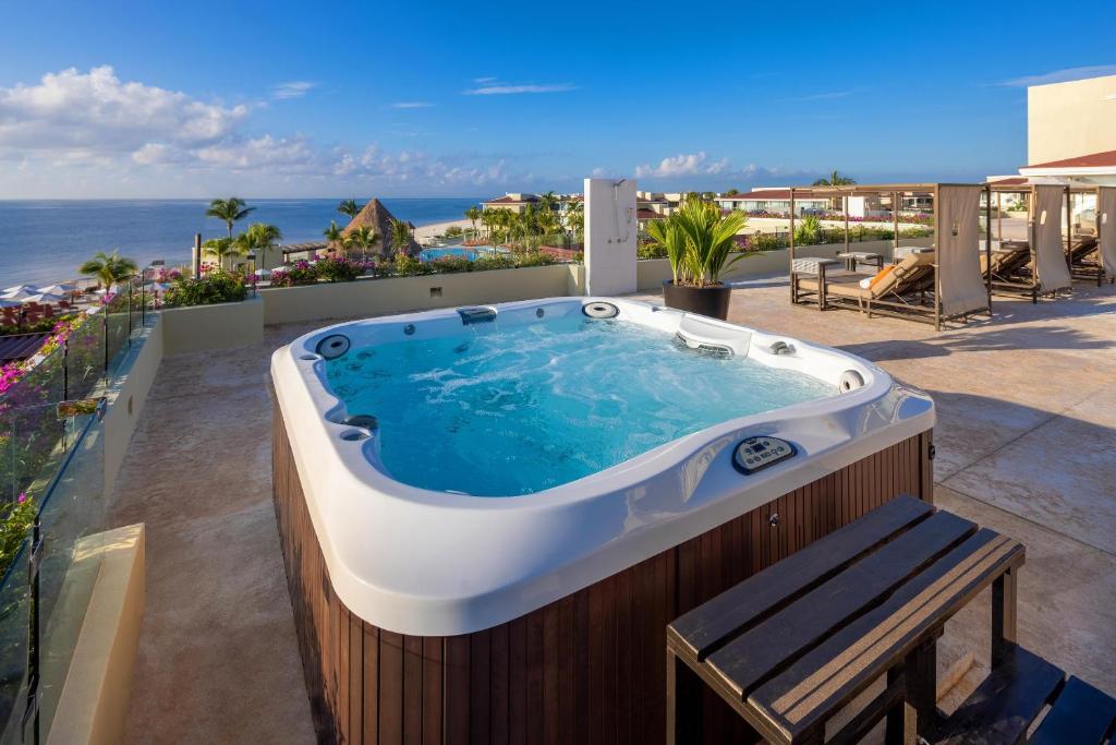 Bazén v ubytování Moon Palace Nizuc - All Inclusive nebo v jeho okolí