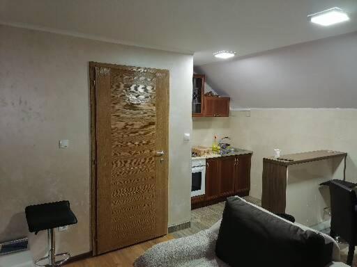 Eldhús eða eldhúskrókur á Apartmani Ognjen