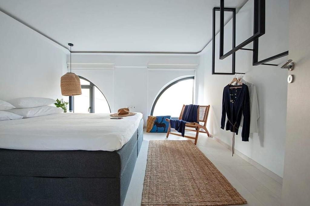Posteľ alebo postele v izbe v ubytovaní Corfu Town Stylish Twin Apartment