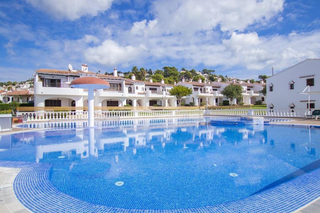 Cheap and chic apartamento en Son Bou, Son Bou – Updated 2022 ...