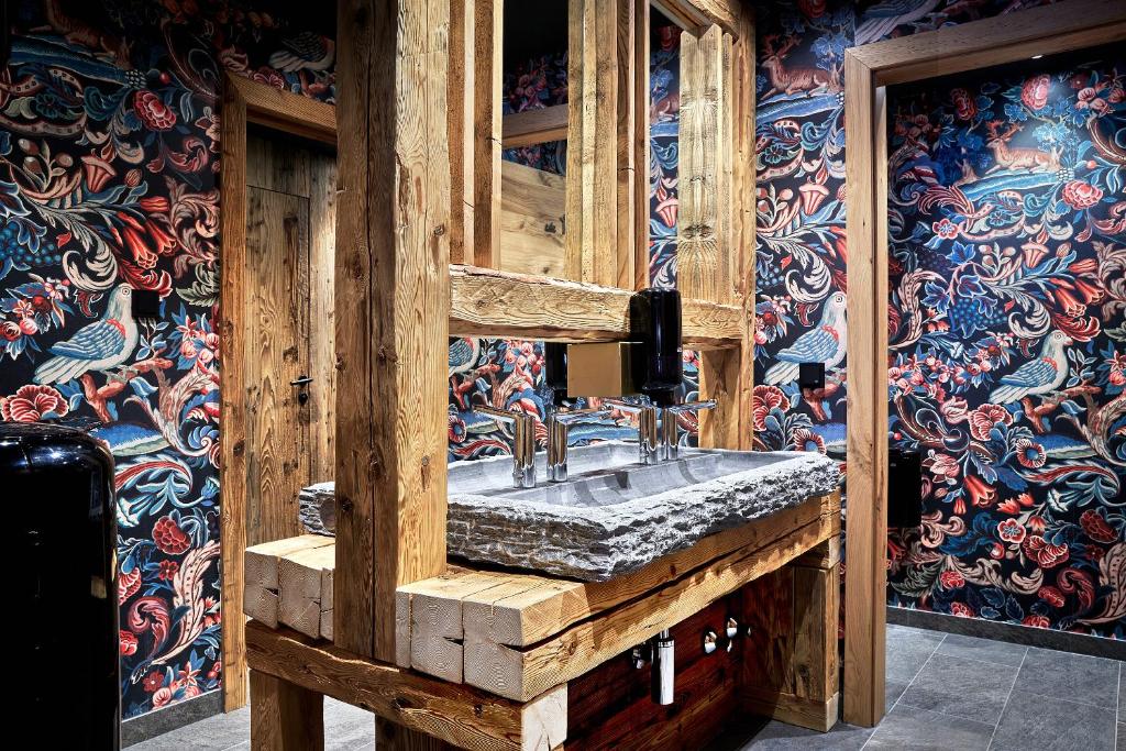 Kuchyň nebo kuchyňský kout v ubytování Alpenhotel Perner