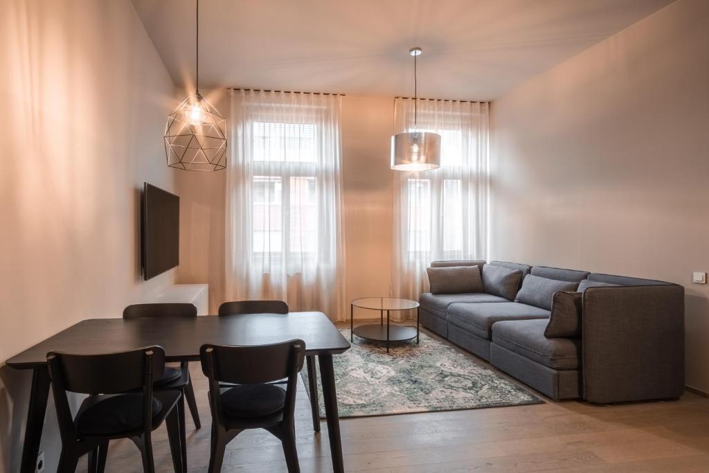 Aparthotel Rimska 14 - Resim 33