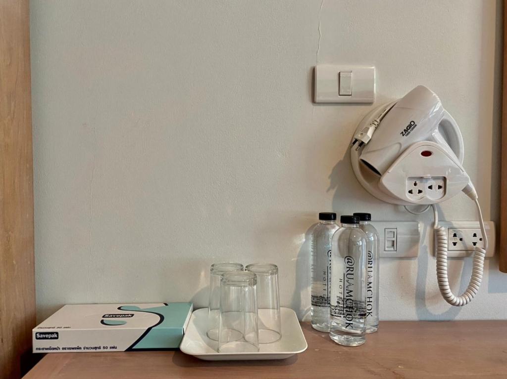 At Ruam Chok Hotel - Resim 30