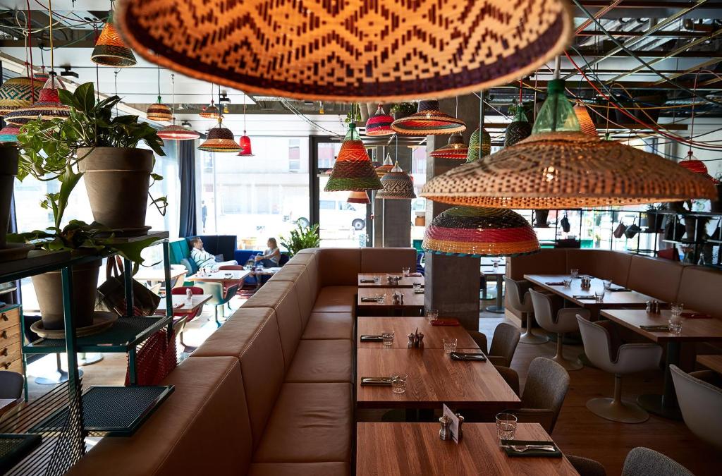 25hours Hotel Langstrasse - Resim 33