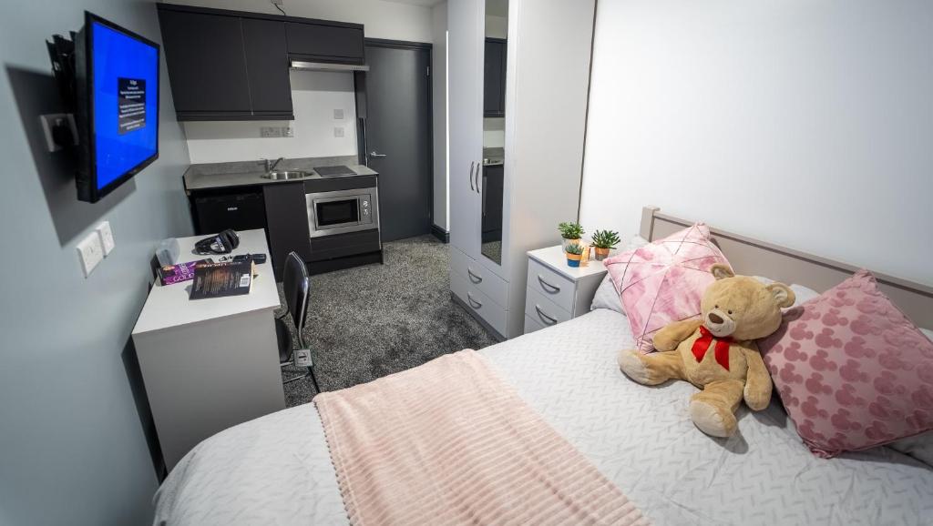 Stylish studio near QE and UOB Birmingham