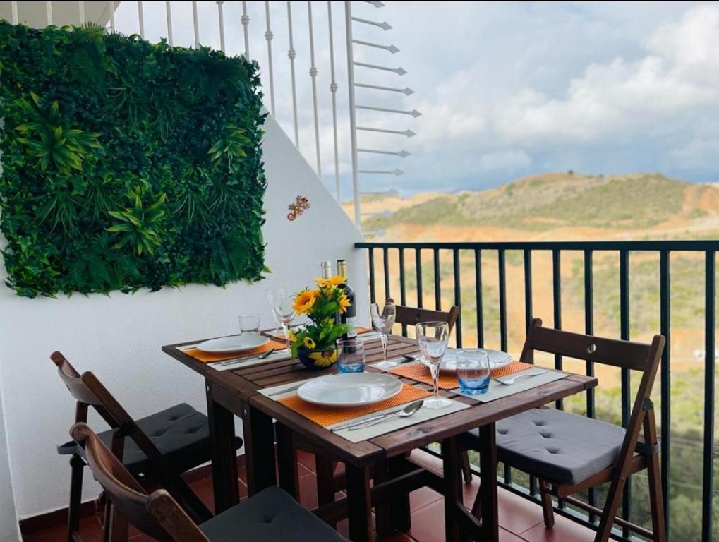 Two Bed, Two Bath Apartment with Sea Views - Angel de ...
