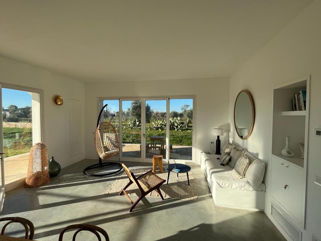 A seating area at Villa Casa Bianca di Porto Selvaggio