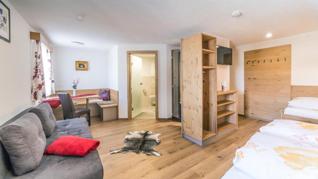 Letto o letti in una camera di Gasthof Neuwirt
