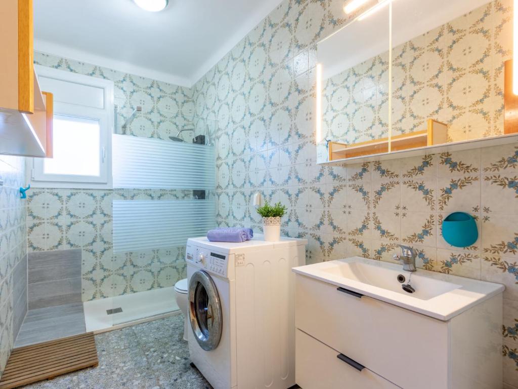 Koupelna v ubytování Holiday Home Erbanozi by Interhome