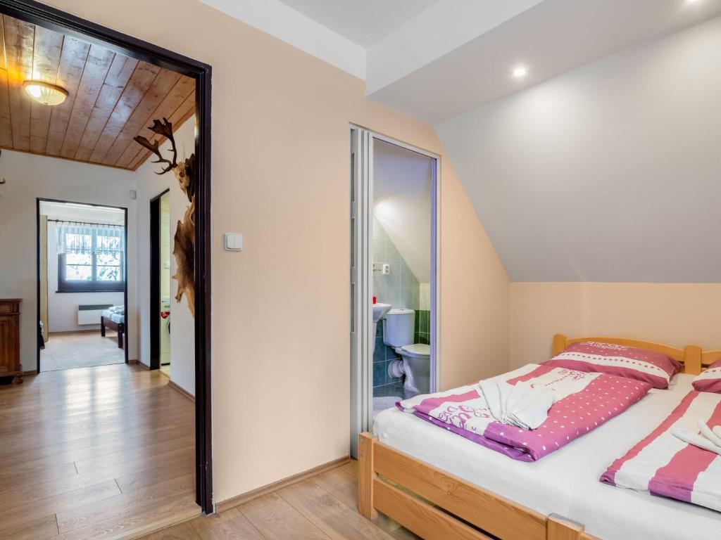 Postel nebo postele na pokoji v ubytování Holiday Home Jelení kout by Interhome