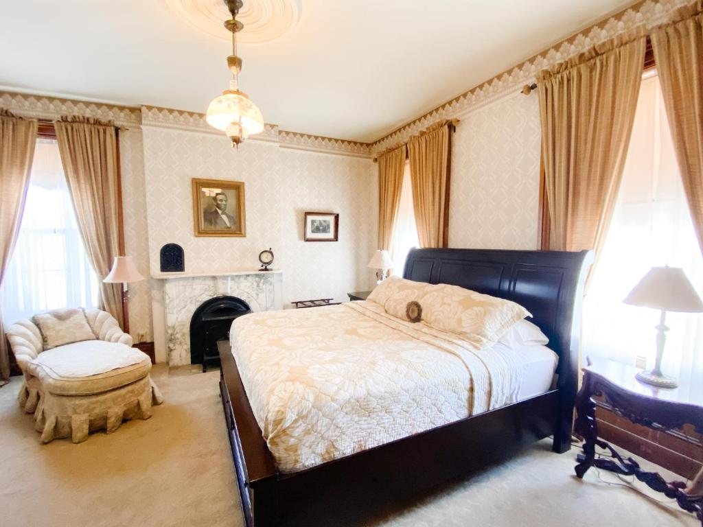 Galena Inn formerly Victorian Mansion - Suite Lincoln