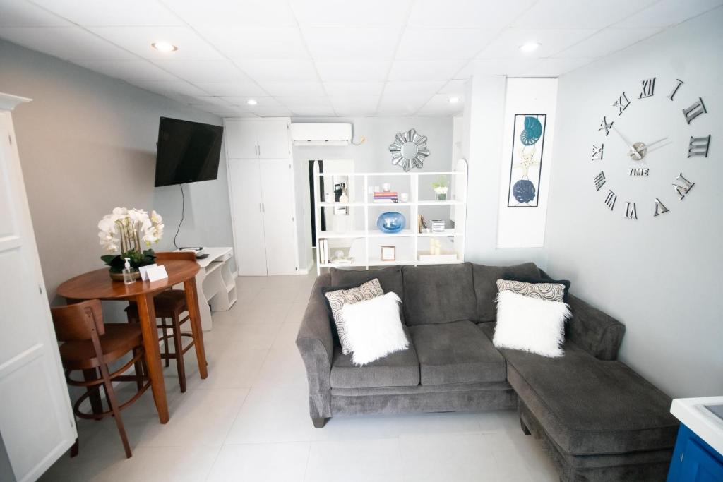 Istumisnurk majutusasutuses Stacys Place #3 Studio Apartment