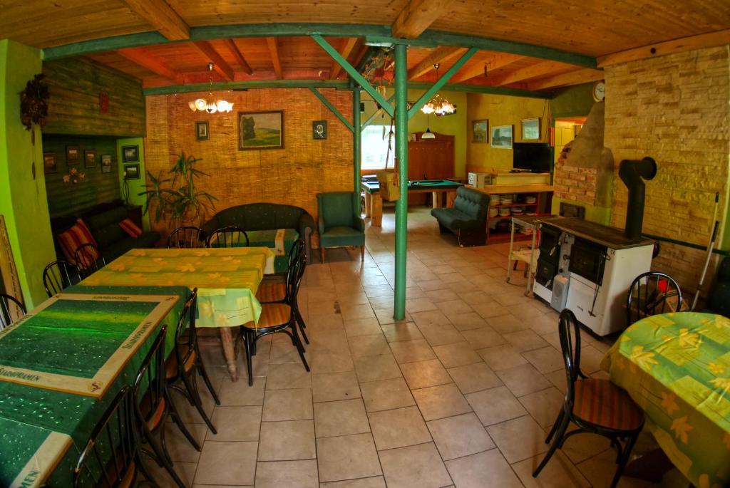 Restaurace v ubytování Chalupa Jenín