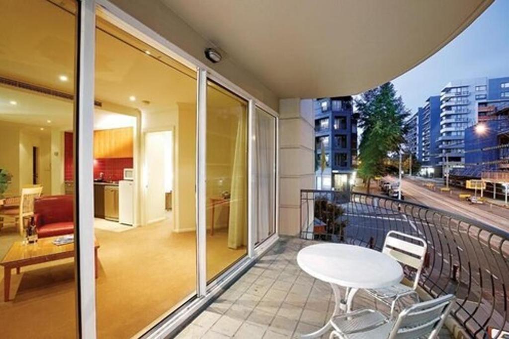 South Yarra Central Apartment Hotel - Resim 13