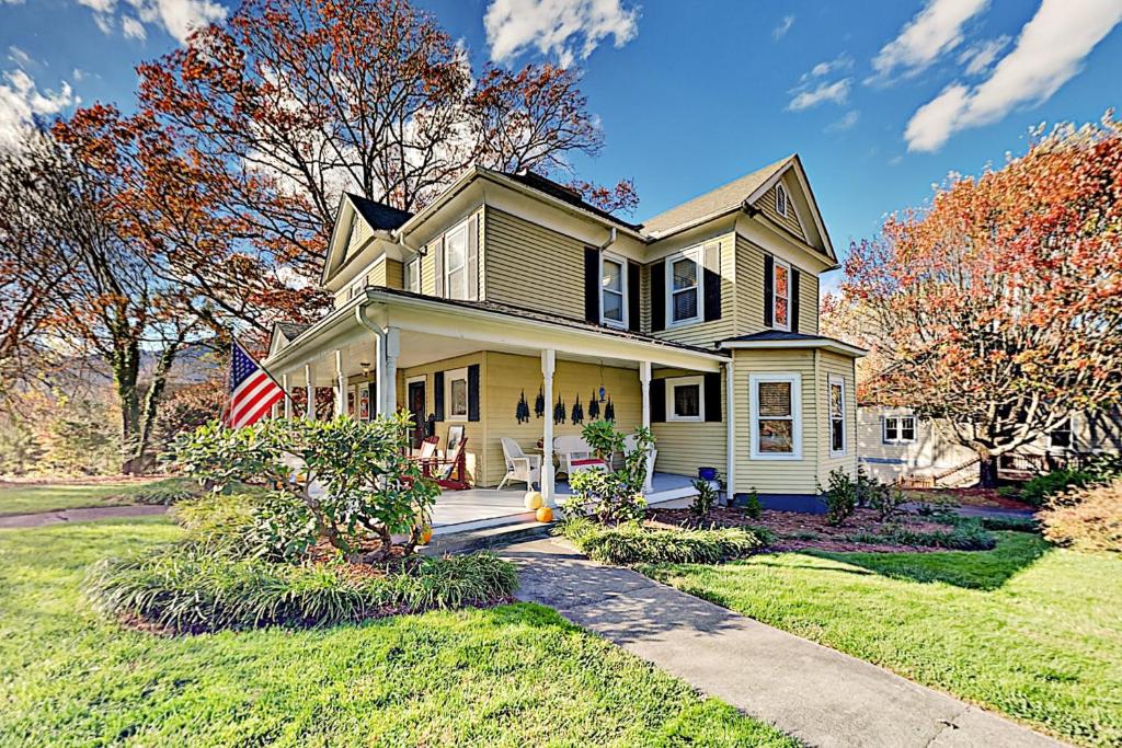 White Oak Manor, Waynesville Updated 2024 Prices