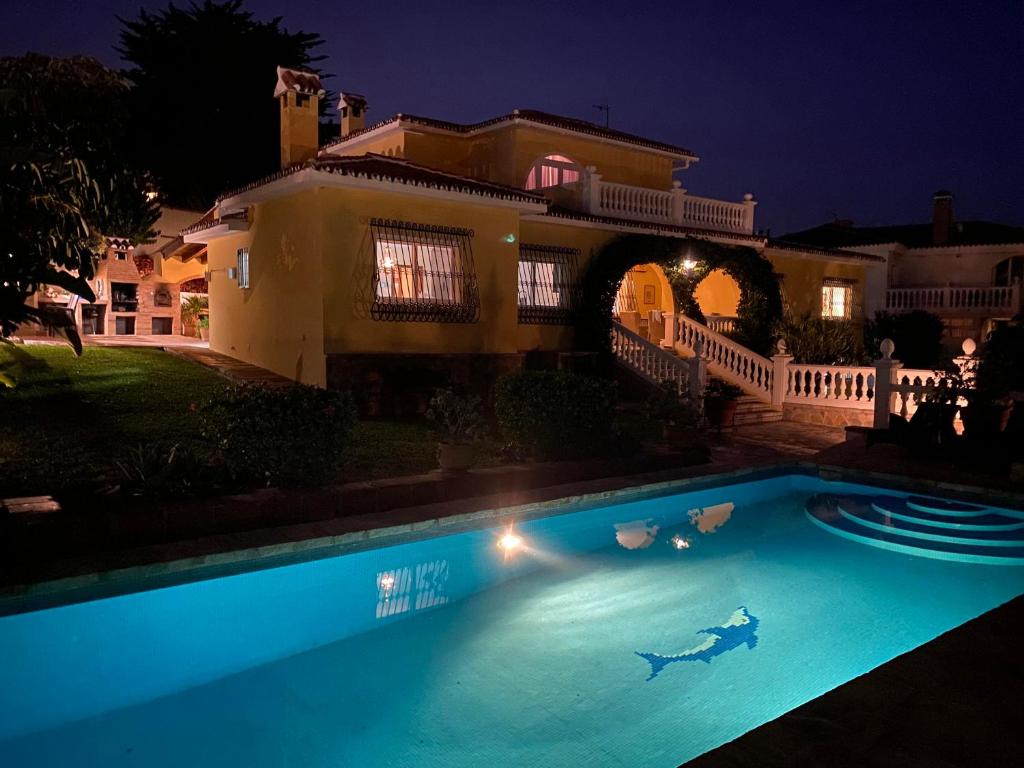 Bazén v ubytování Rustic Spanish Villa Saltwater Pool nebo v jeho okolí