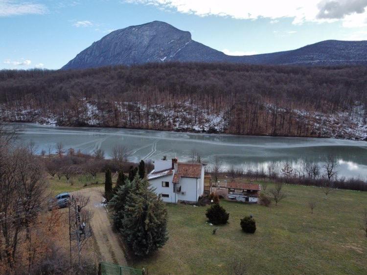 Villa Natura,a private villa next to a picturesque lake near Vratsa - Three-Bedroom House