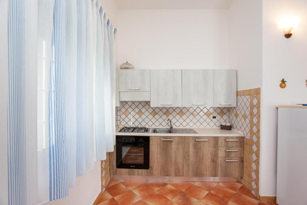 A kitchen or kitchenette at Casa Barvis