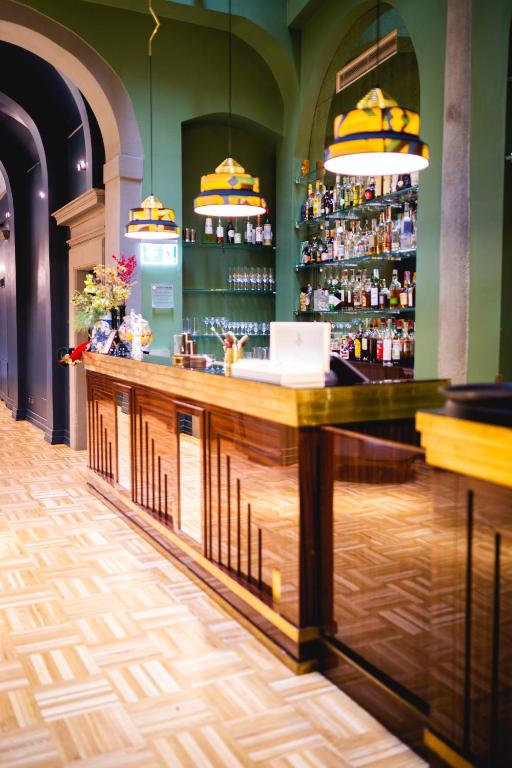 Hotel Number Nine - Resim 34