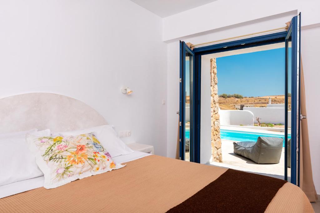 Bazén v ubytování Villa Waves nebo v jeho okolí