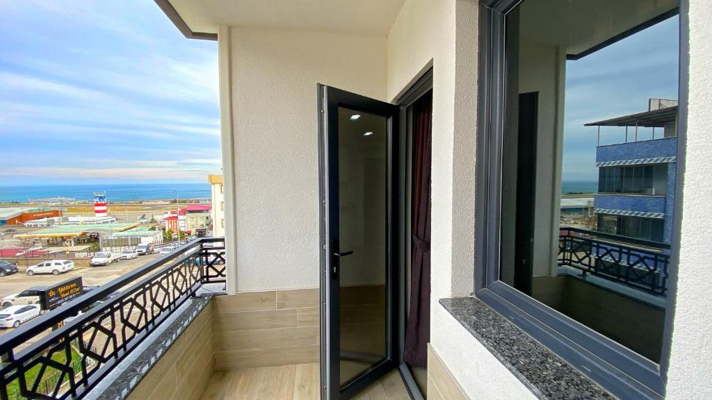 A balcony or terrace at Heaven Suite Hotel