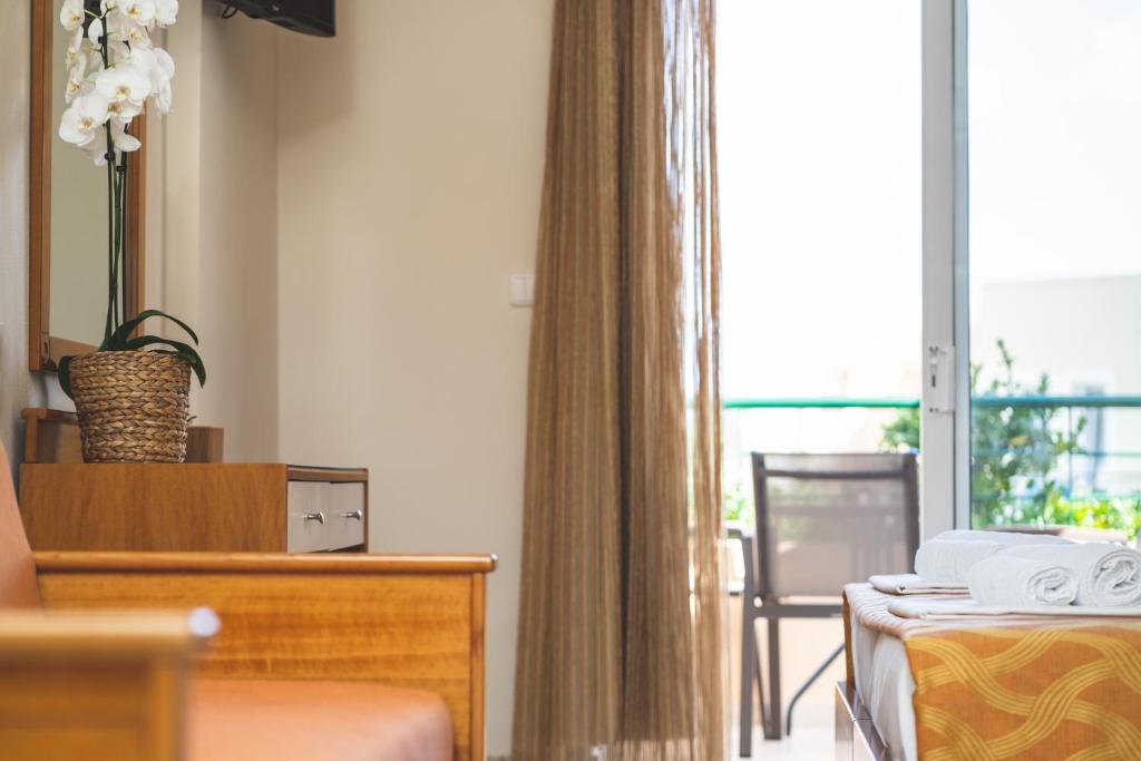 Helios Apartments - 7