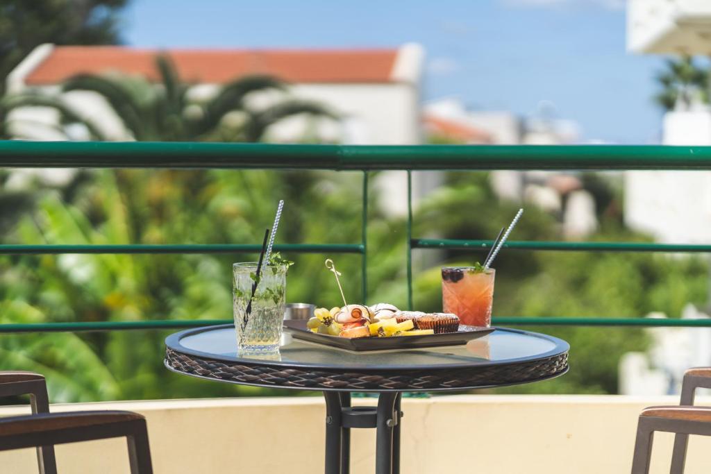 Helios Apartments - 10