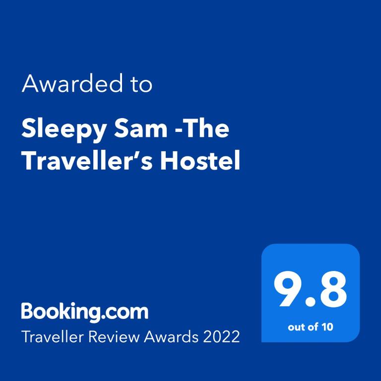 Certificato, attestato, insegna o altro documento esposto da Sleepy Sam -The Traveller’s Hostel