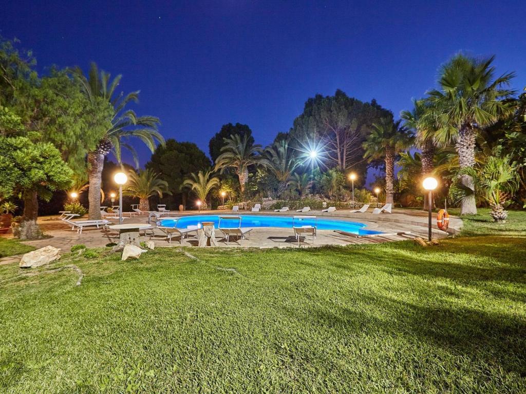 The swimming pool at or close to Baroque Bliss Luxurious Villa