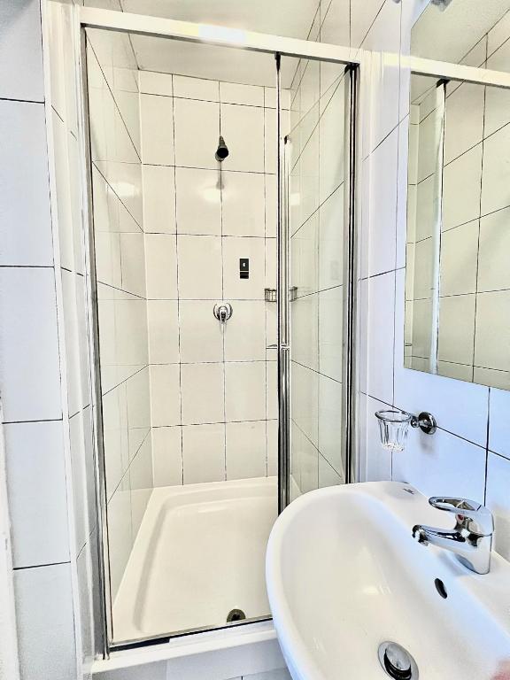 Melbourne House Hotel - Resim 21