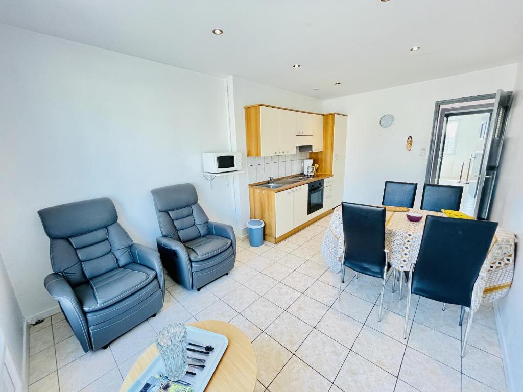 Residence Louis Place du Marche - Superior Apartment