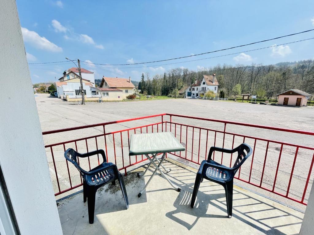 Residence Louis Place du Marche - Studio With Terrace