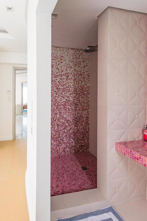 Posteľ alebo postele v izbe v ubytovaní Sapphire Luxury Villa