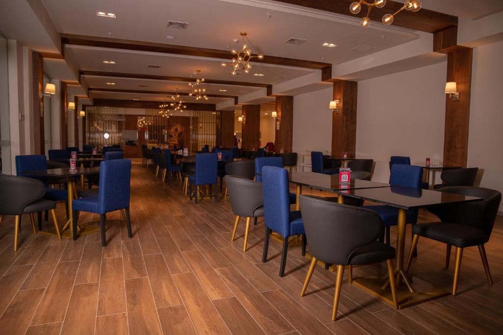 Restaurace v ubytování DM Hoteles Tacna