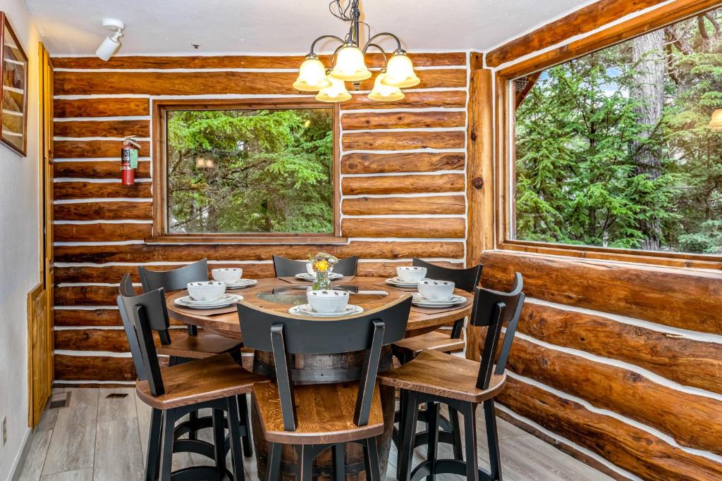 Fotografie z fotogalerie ubytování Cozy Tree & Ski House v destinaci Girdwood