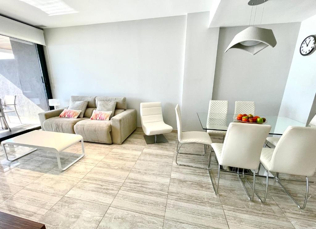 Exclusive Apartments on the first line of Benidorm Mar y Sol ...