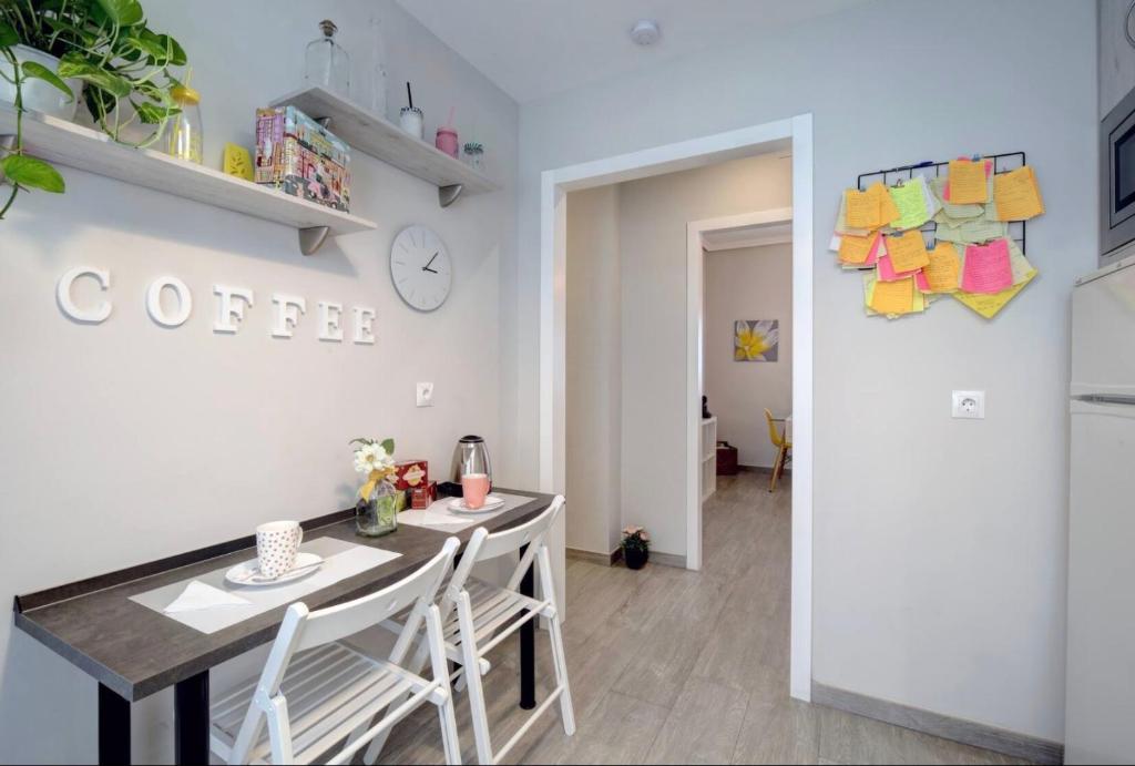 13 Avenida Andalucía - 14