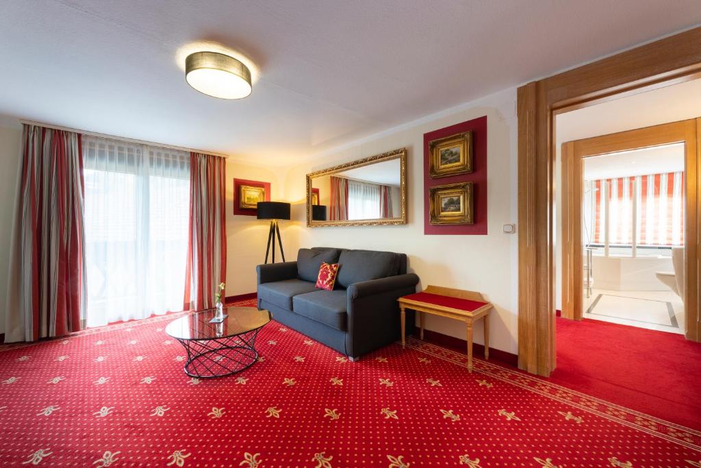 Posezení v ubytování Alpin & Wellness Resort Hotel Ludwig Royal