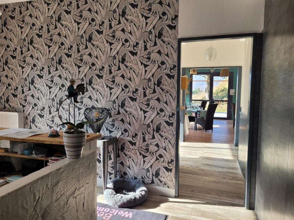 Fotografie z fotogalerie ubytování Logis Hôtel Restaurant L'Escapade v destinaci Le Crestet